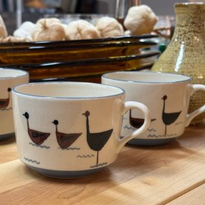 handgjord japansk kopp fågelmotiv