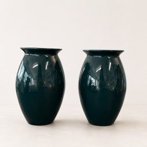 Mörkgröna glasvaser vintage