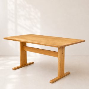 Yngve Ekström "Björka" matbord för Stolab från 1987. Tillverkat i björk med klassisk skandinavisk design och hög kvalitet. Ett svenskt designoriginal.
