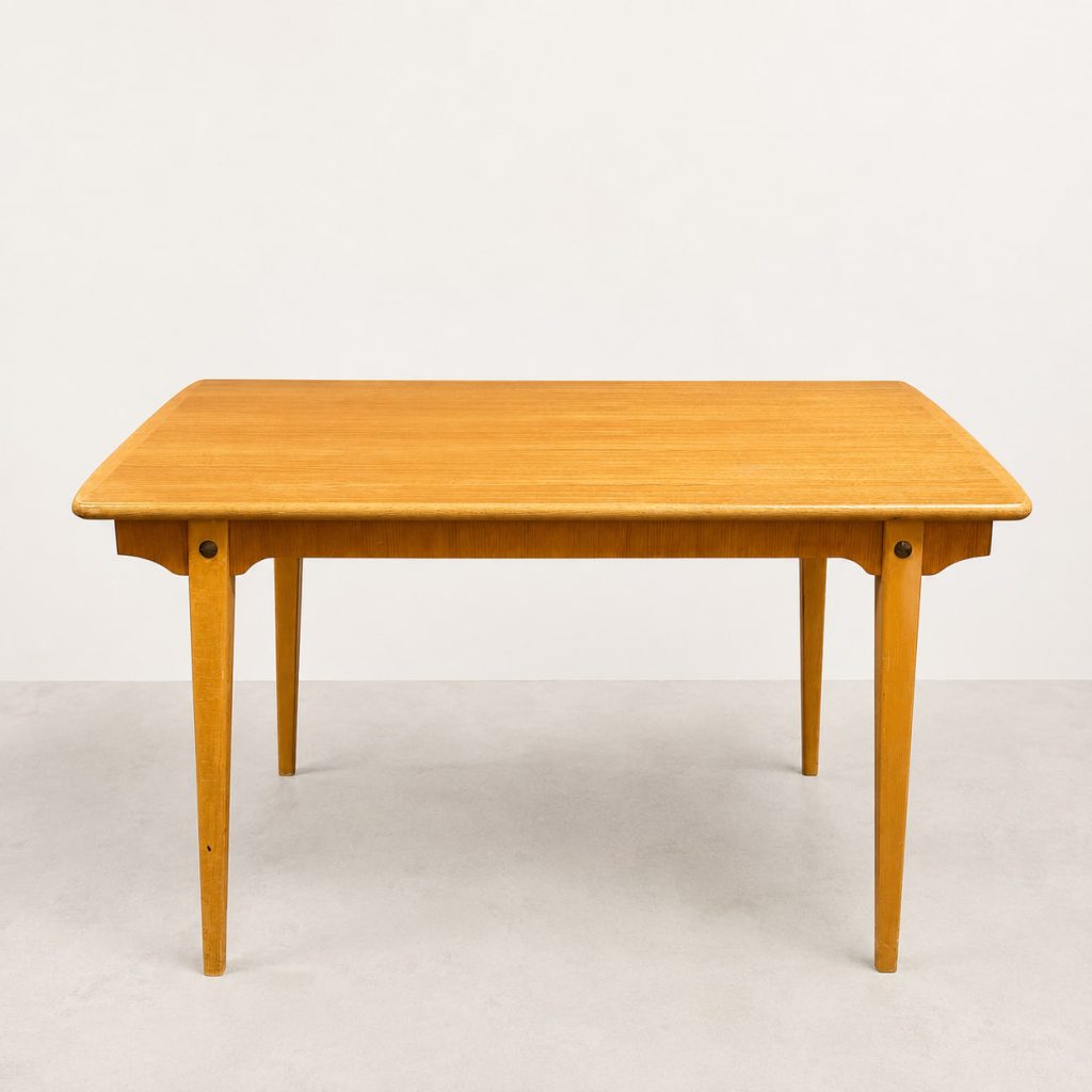 Soffbord i teak